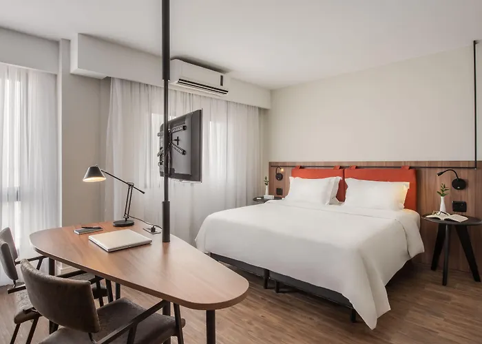 Hotel Intercity De Belas 4*