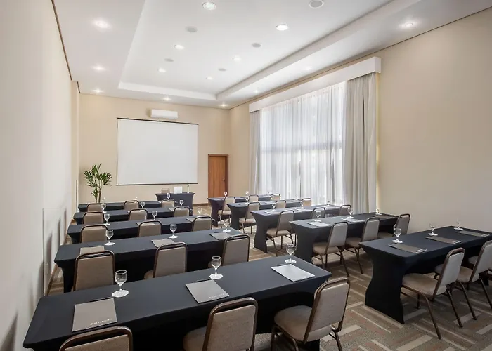 Hotel Intercity De Belas