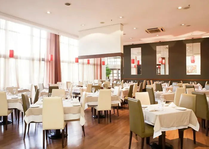 Intercity De Belas Hotel 4*